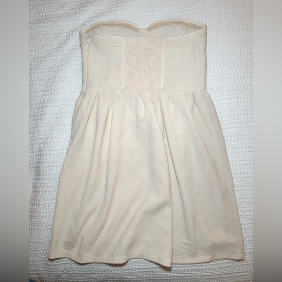 BRAND NEW - URBAN OUTFITTERS Strapless Ivory Creme Mini Dress (Size M) - Picture 5 of 11